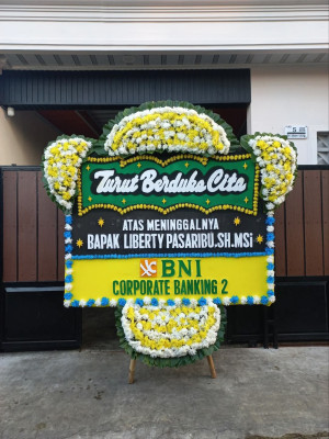 Papan Bunga Duka di Kraksaan